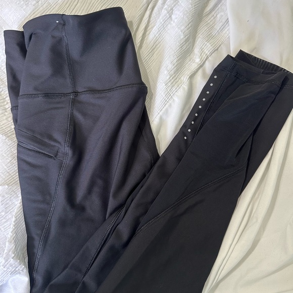 Old Navy Pants - Old Navy Black Powersoft Leggings